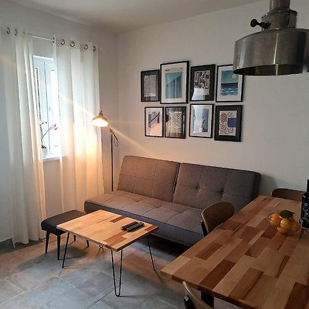 Apartman Matusan Palit55 拉布 外观 照片